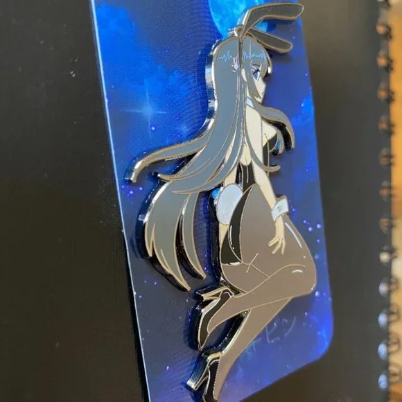 Anime Bunny Girl Mai Sakurajima LE25 pin NWOT